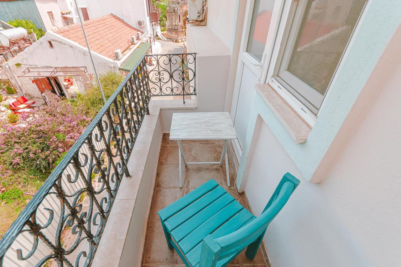 Kuytu Terrace Bed And Breakfast Kas Exterior photo